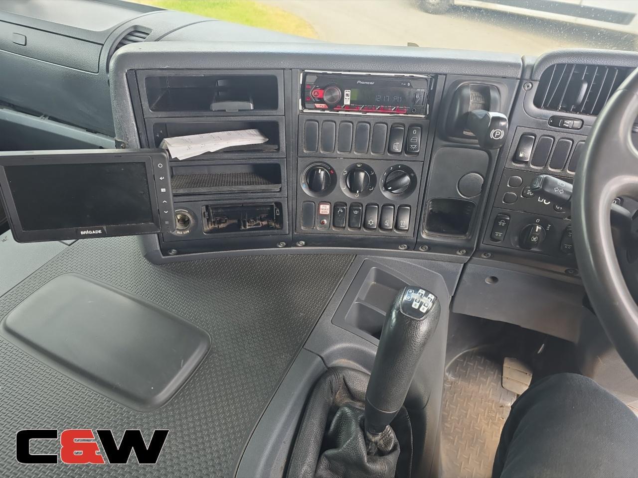 Vehicle image 24
